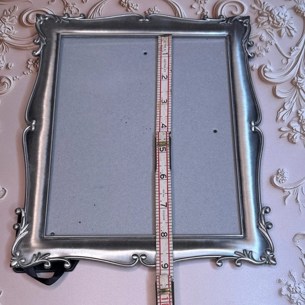 Vintage Estate Burnes of Boston Silver Ornate 8 x 6 Picture Frame
